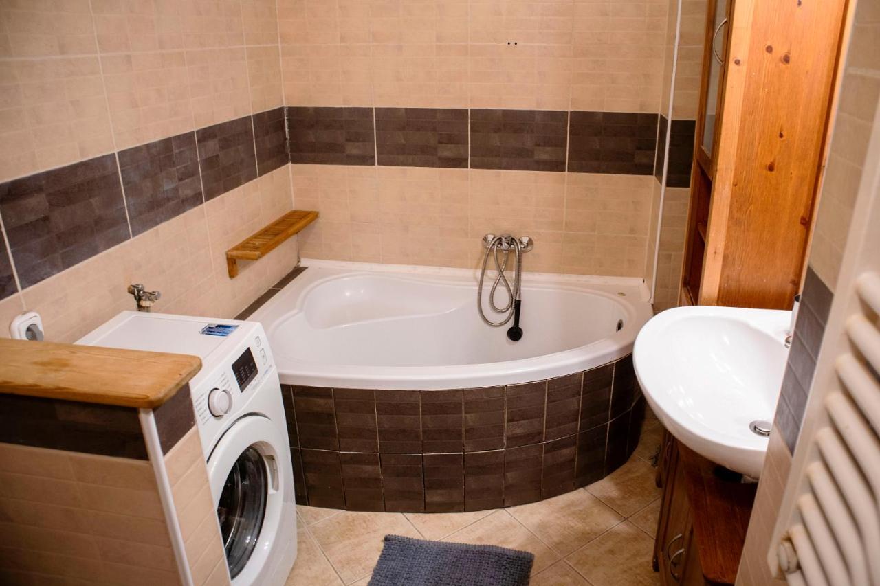 Linden Apartment Budapest Luaran gambar