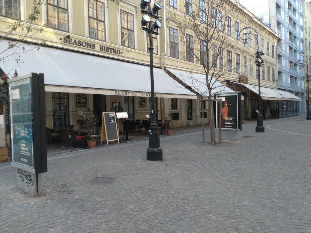 Linden Apartment Budapest Luaran gambar